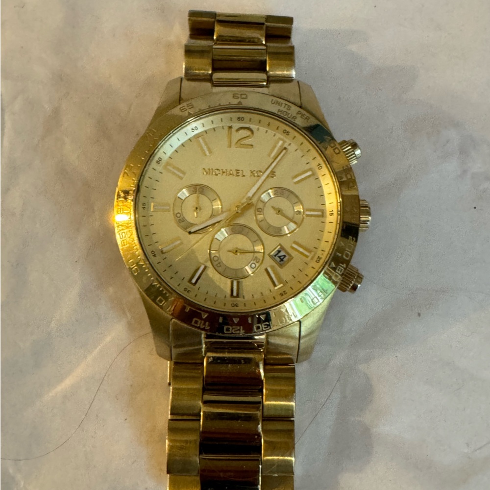 Michael Kors watch - Picture 3 of 3